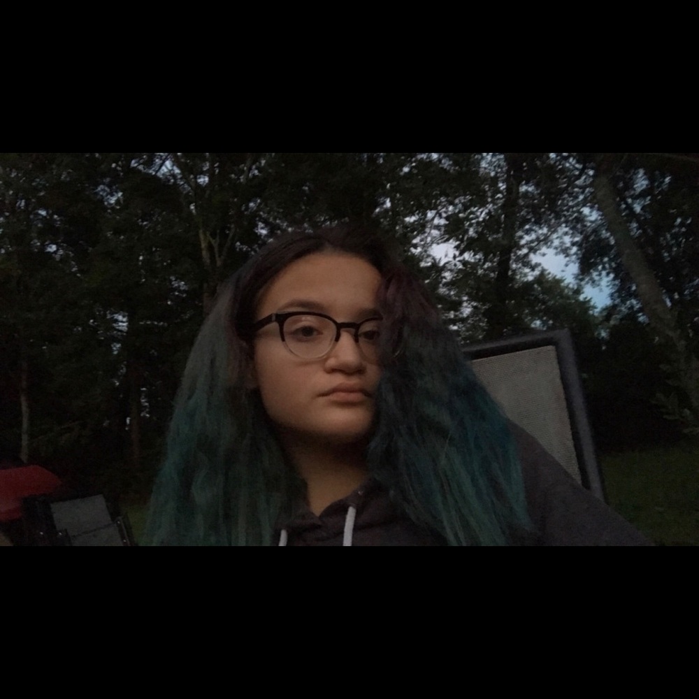 Meet your Posher, Daniella